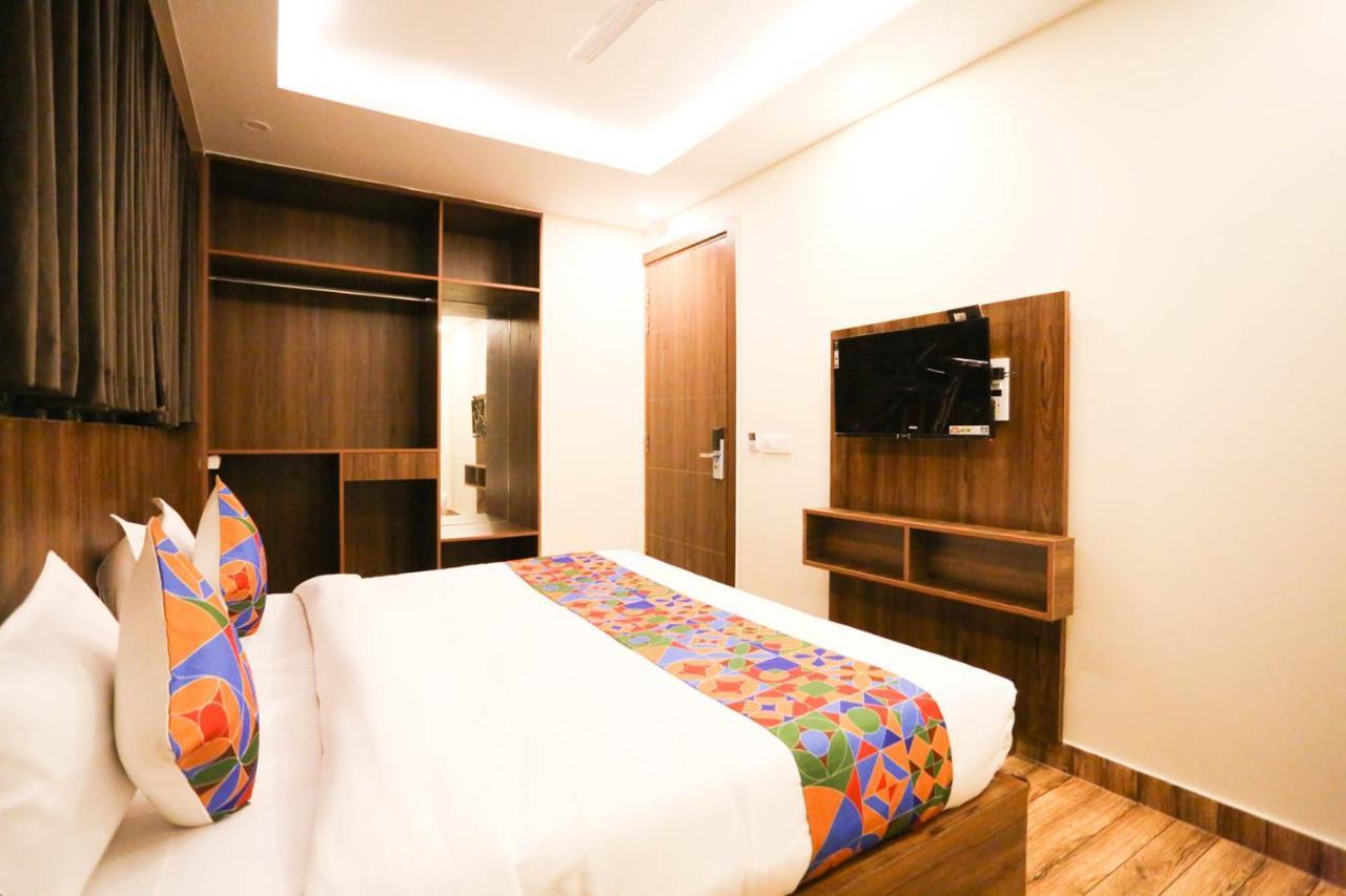 Hotel Swan Suite Near Delhi Airport ニューデリー エクステリア 写真