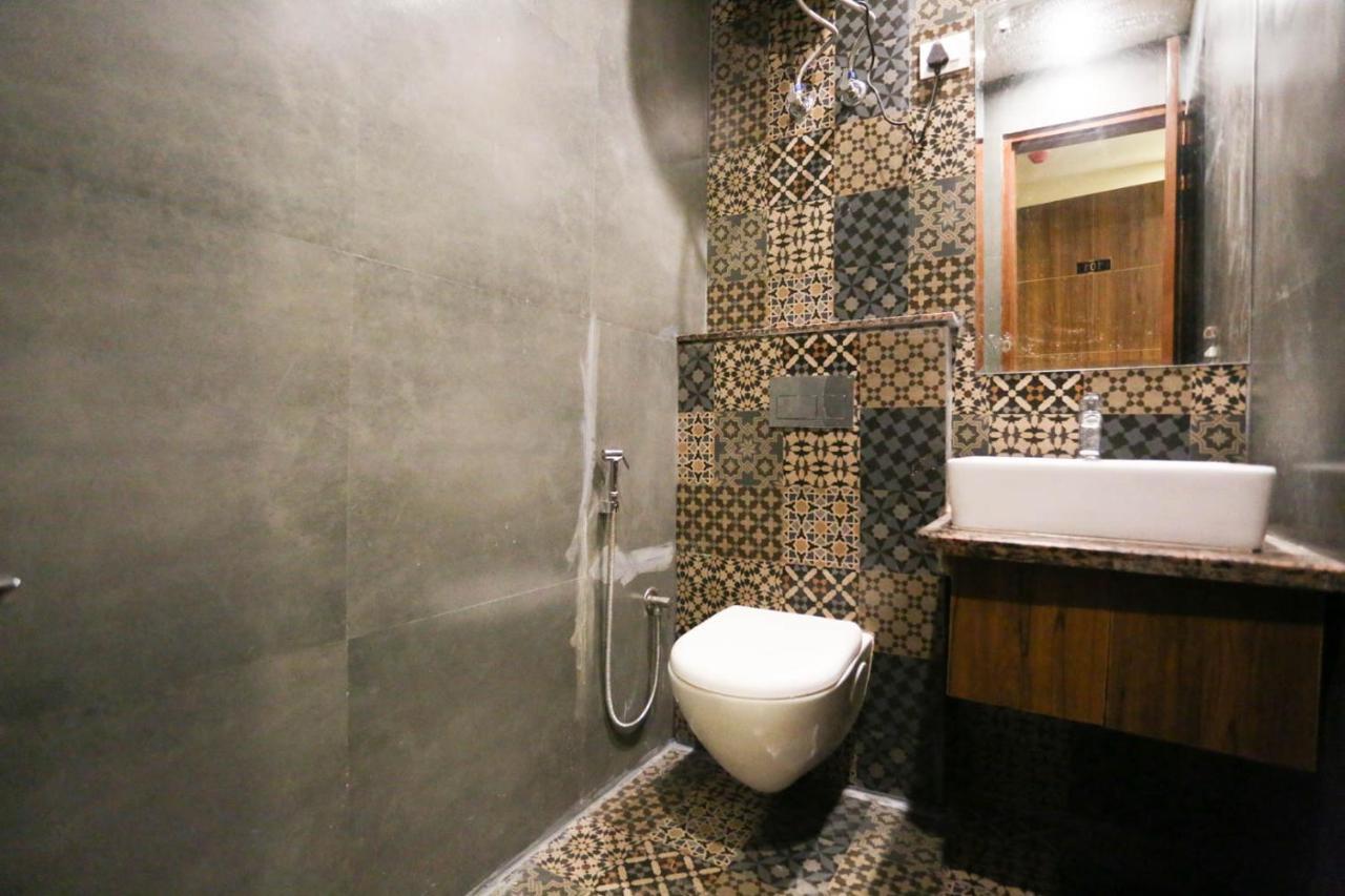 Hotel Swan Suite Near Delhi Airport ニューデリー エクステリア 写真
