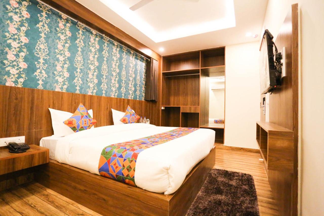 Hotel Swan Suite Near Delhi Airport ニューデリー エクステリア 写真