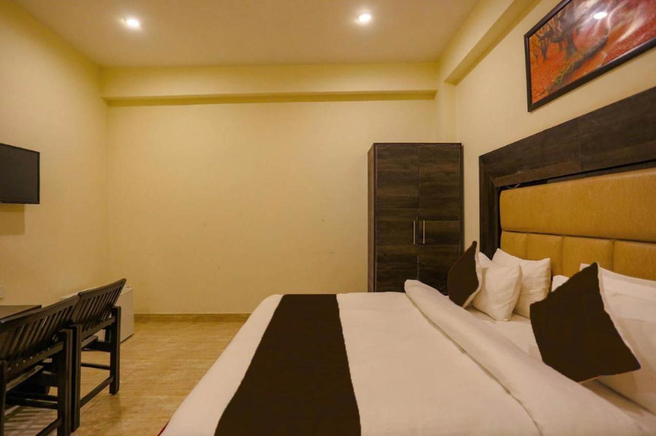 Hotel Swan Suite Near Delhi Airport ニューデリー エクステリア 写真